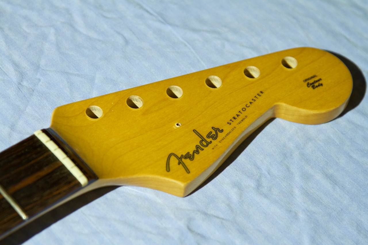 Fender "Classic Player 1959" - part 1: Introduction, finding a neck and a body